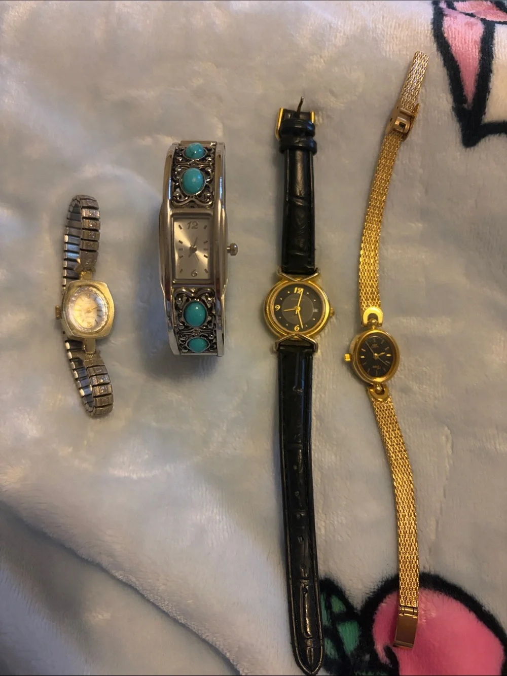 Women's 4 pieces set watches